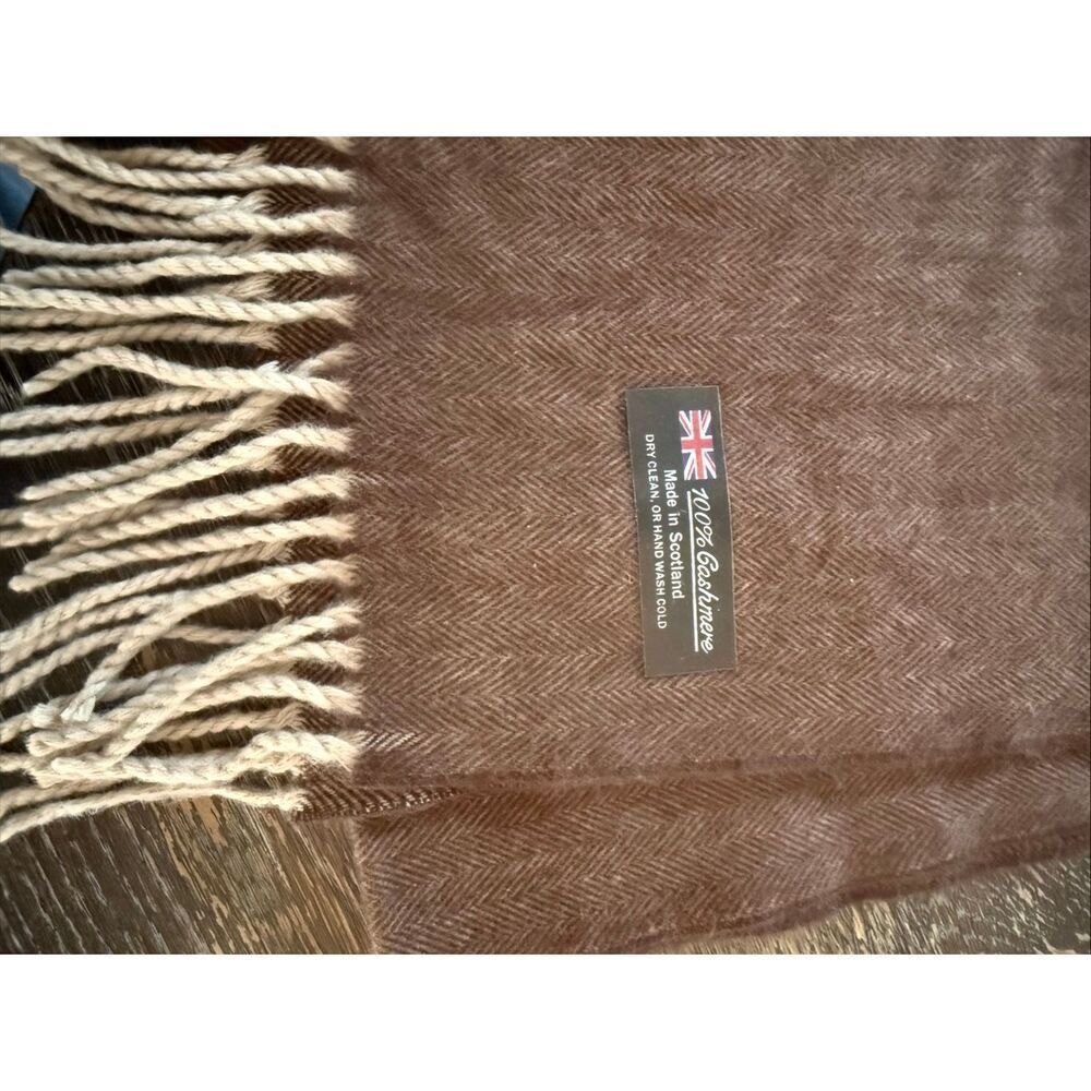 Brown Herringbone Scottish Cashmere Scarf NWOT
